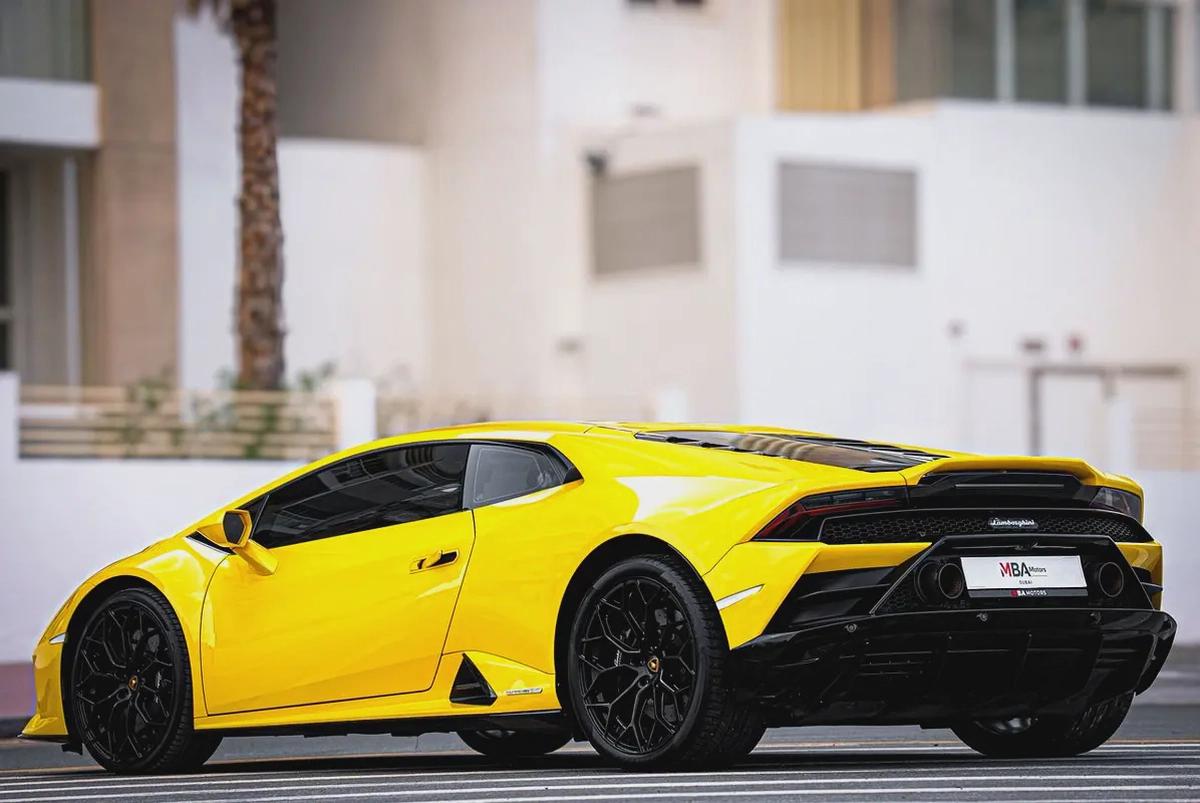 2023 | Lamborghini Huracan Evo Coupe | Low Mileage | Warranty | V10-4-4