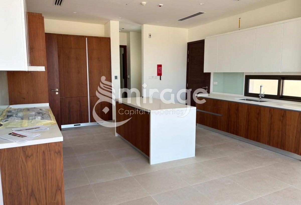 Premium Finishes | 5BR Villa | Souk Al Jubail-12-12