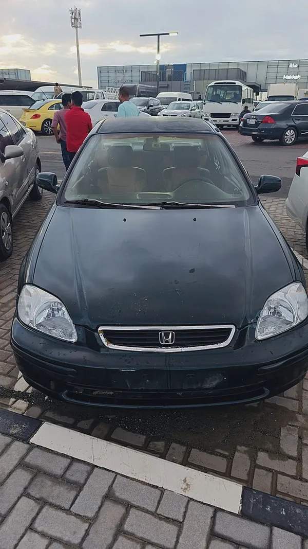 Honda Civic 1998 GCC Specs