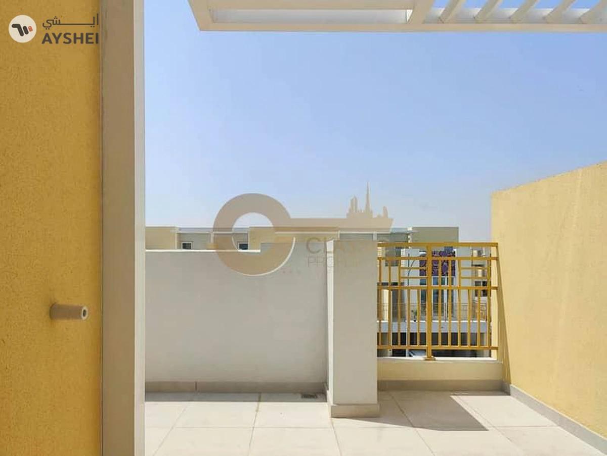 3BR| Ample Storage |Roof Access | Under Warranty-19-19