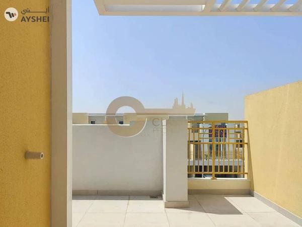 3BR| Ample Storage |Roof Access | Under Warranty