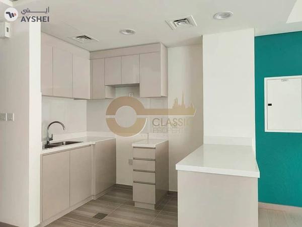 3BR| Ample Storage |Roof Access | Under Warranty