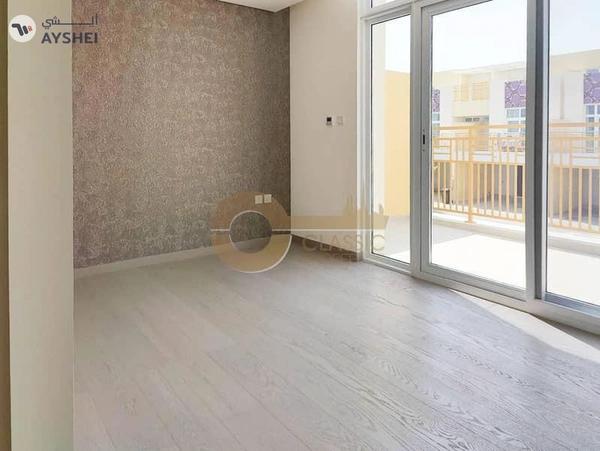 3BR| Ample Storage |Roof Access | Under Warranty