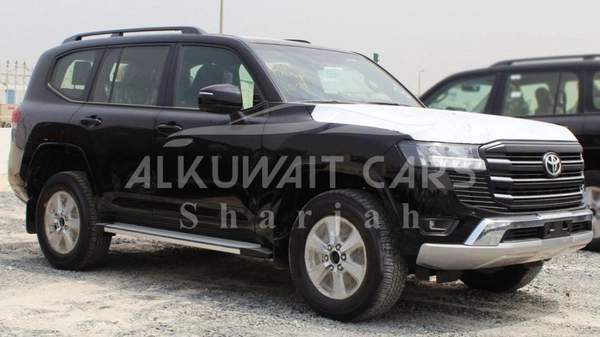 Toyota Land Cruiser LC300 GXR 4.0P AT MY2025 – BLACK