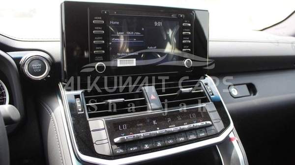 Toyota Land Cruiser LC300 GXR 4.0P AT MY2025 – BLACK