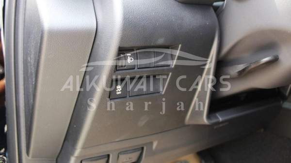 Toyota Land Cruiser LC300 GXR 4.0P AT MY2025 – BLACK