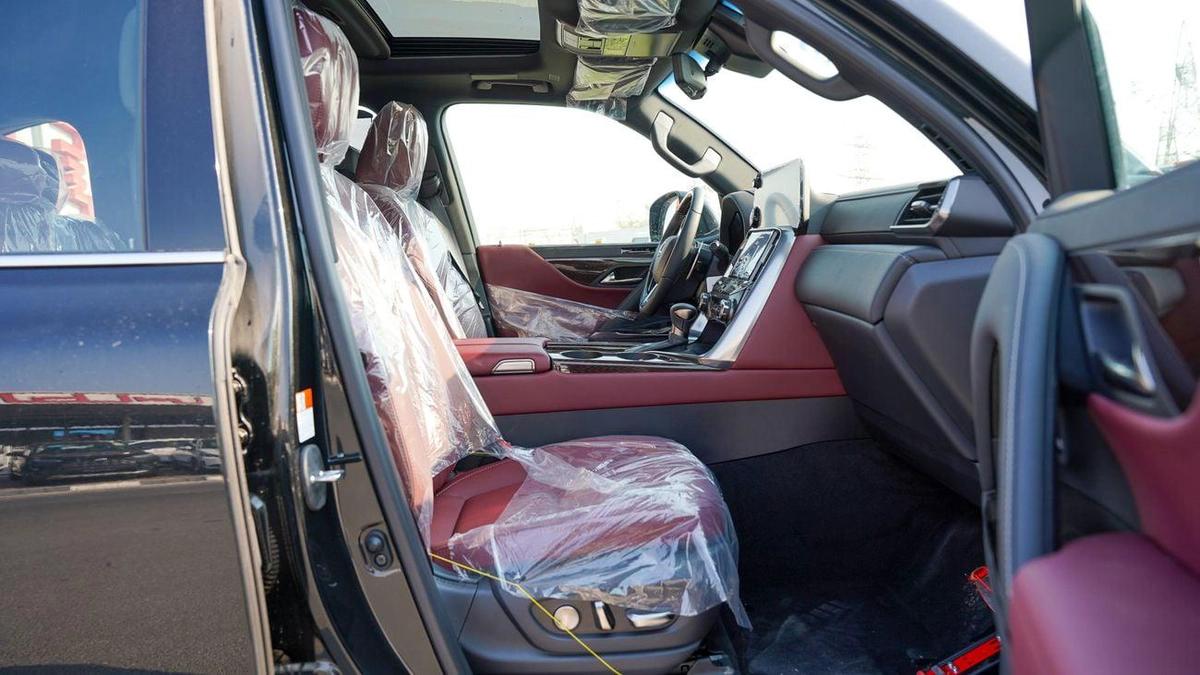 Lexus LX 600-12-12