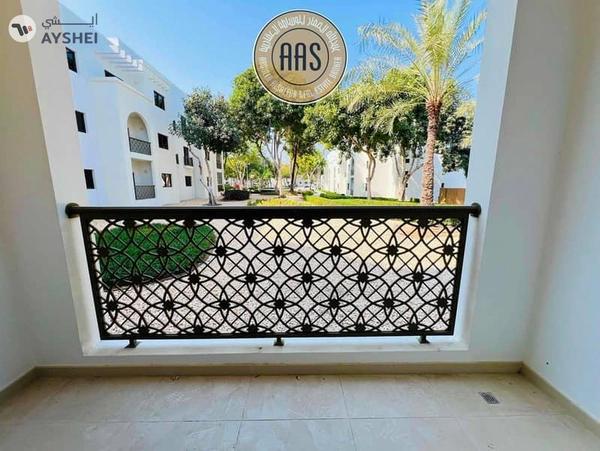 One Month Free ! Luxurious Brand new Building ! Closed To Metro ! With All Aminities ! Ready to Move