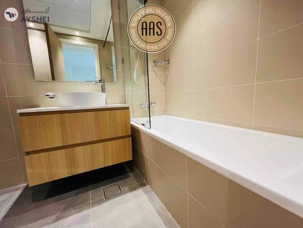 One Month Free ! Luxurious Brand new Building ! Closed To Metro ! With All Aminities ! Ready to Move