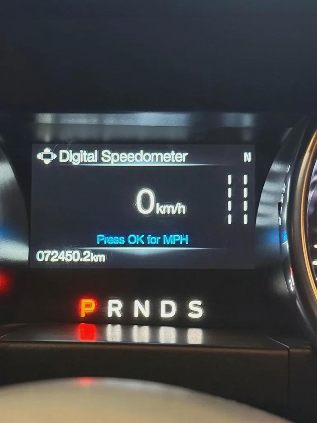 Ford Mustang Gt 2022 V8 5.0L-8-8