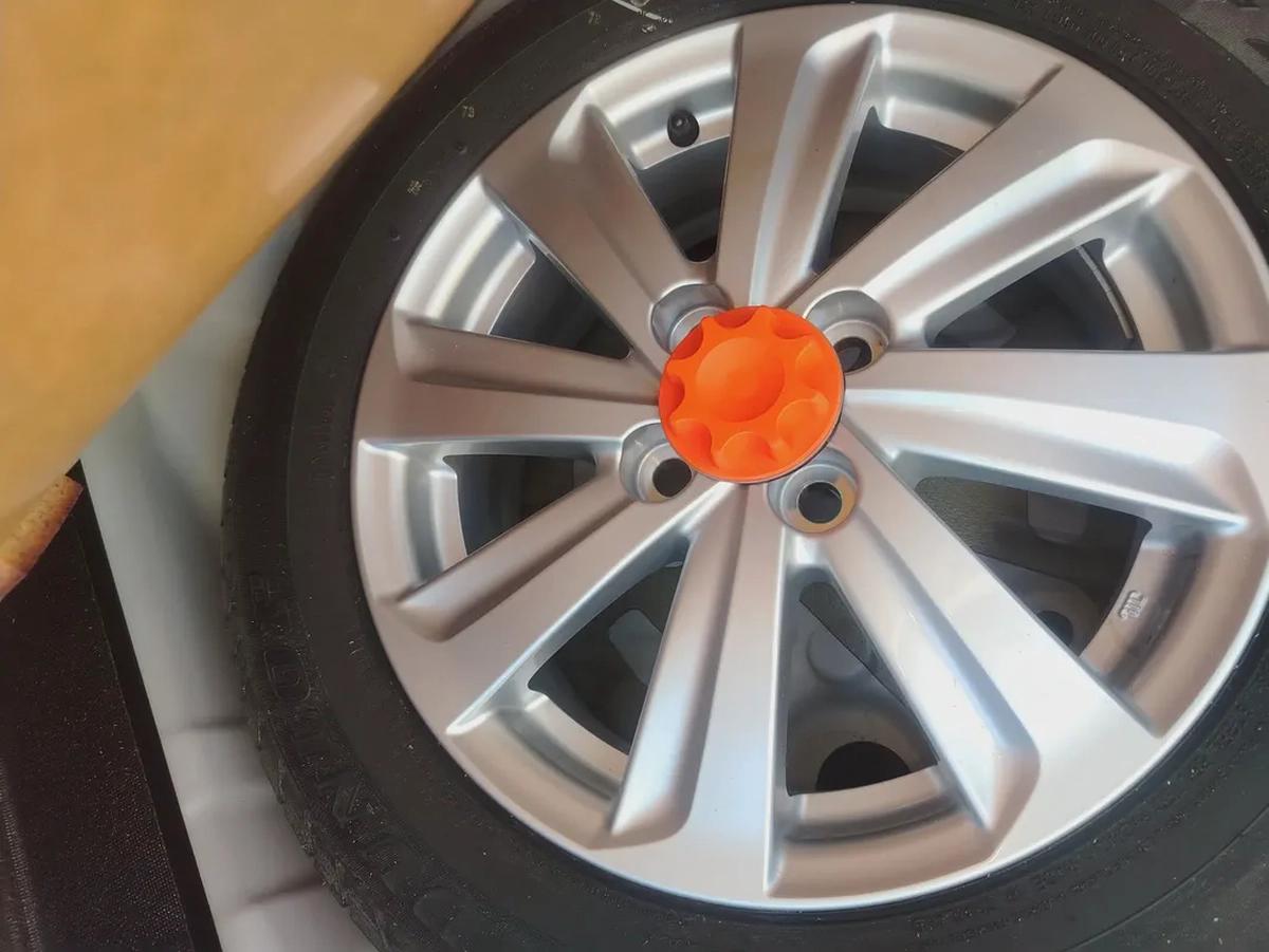 Toyota Yaris Sport 2014 - GCC Specs t-10-10