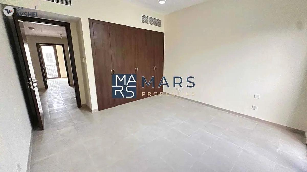 π Luxurious Corner Villa for Rent β AED 185,000 Yearly π-18-18