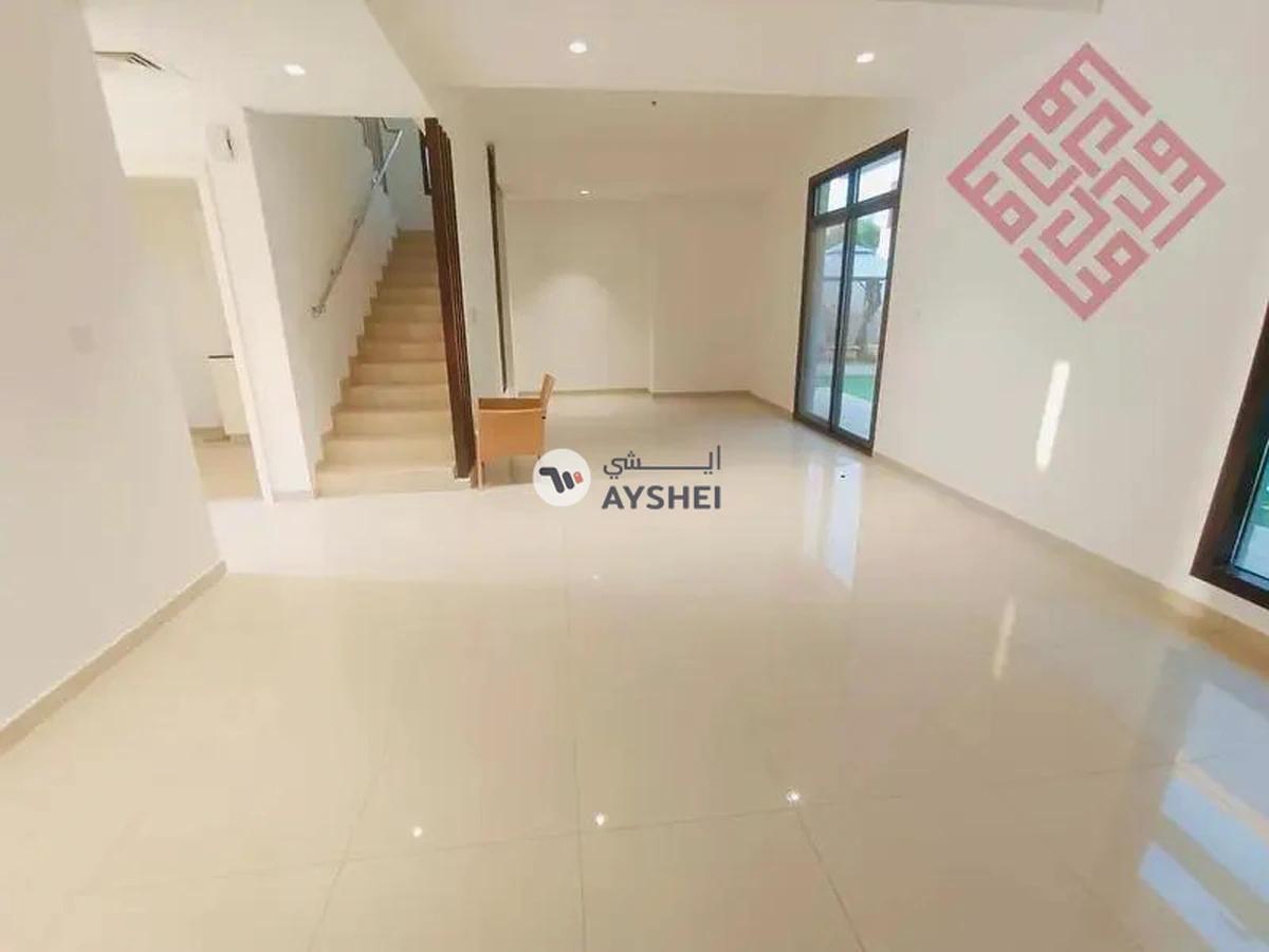 Spacious 4 Bedroom Villa| Private Garden| Villa Community-1-1