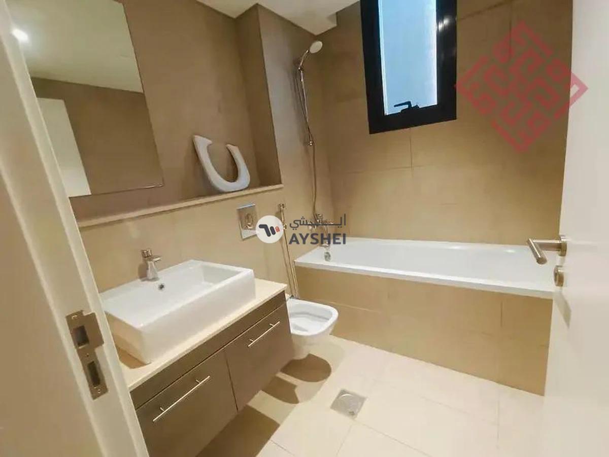 Spacious 4 Bedroom Villa| Private Garden| Villa Community-1-landscape