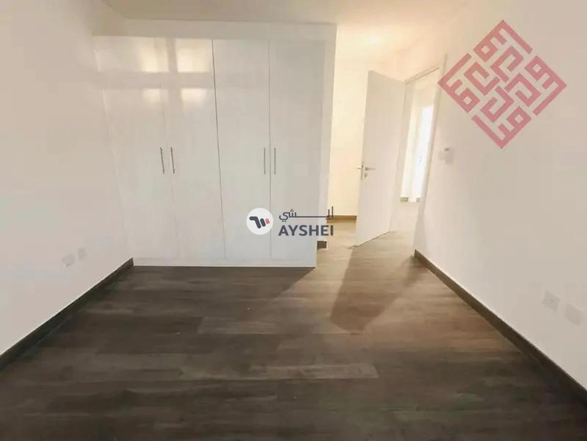 Spacious 4 Bedroom Villa| Private Garden| Villa Community-7-7