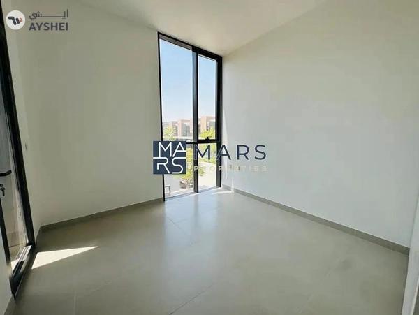 Corner Unit Ready To Move in Gated Community