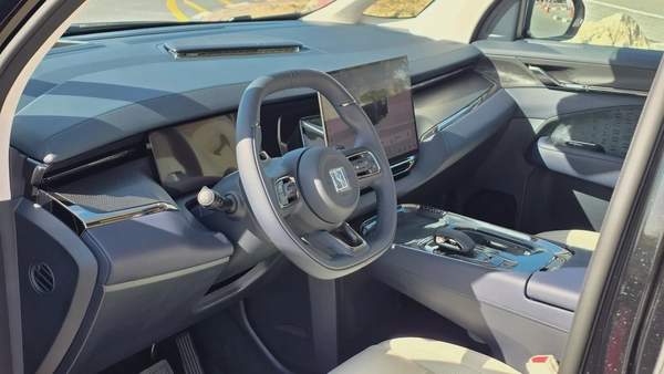 ZEEKR 009 Glory Edition