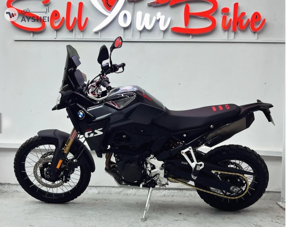 BMW F900GS – Triple Black (2025) 🔥-1-landscape