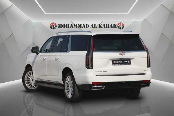 CADILLAC ESCALADE - ESV 4WD - PREMIUM LUXURY - 2023 - FULLY LOADED - AMZING CONDITION