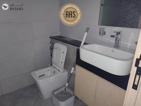 Luxury store room 3bhk 3bathrooms in 130k balcony wardrobes 1parking free