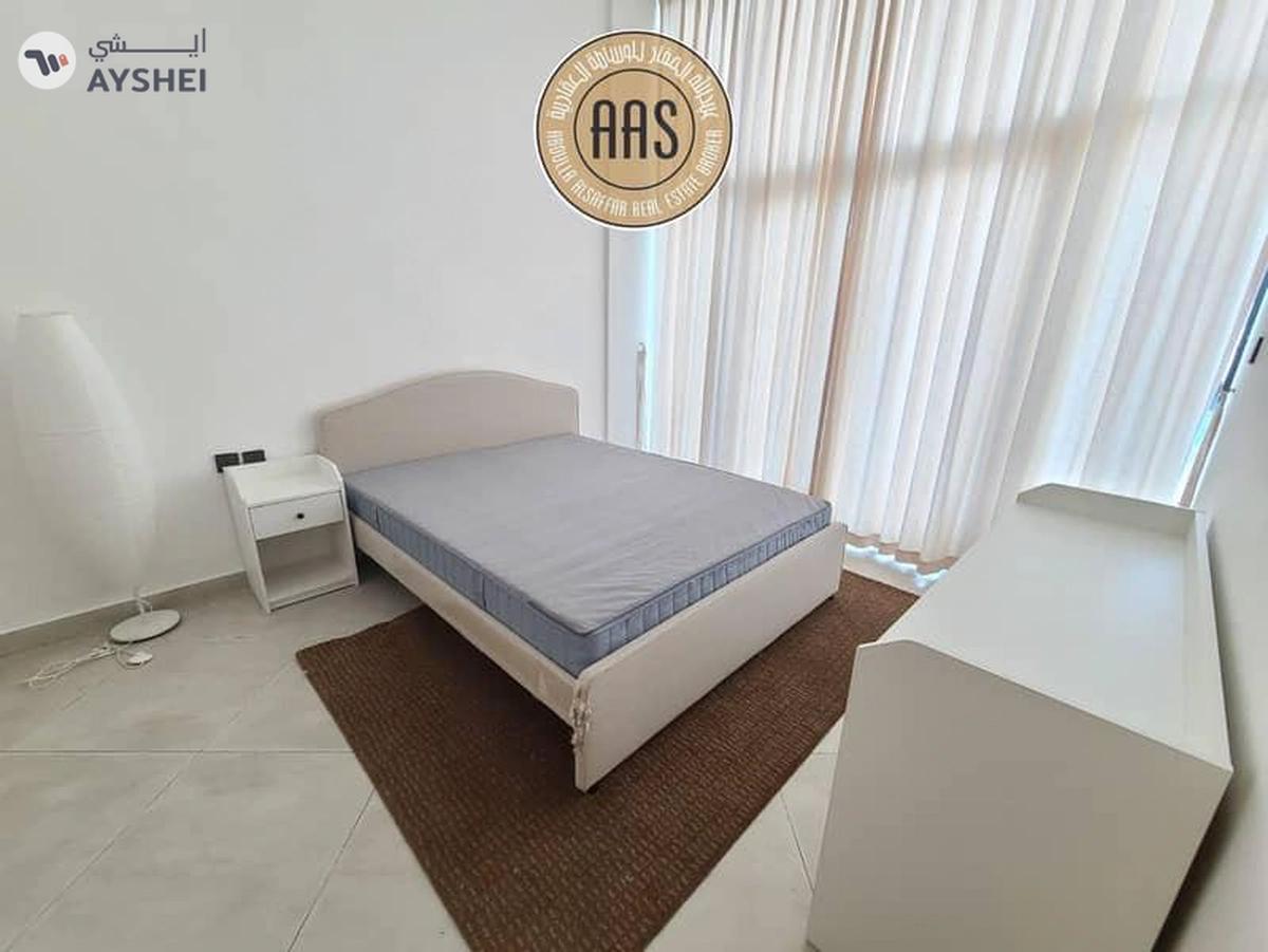 Luxury store room 3bhk 3bathrooms in 130k balcony wardrobes 1parking free-1-landscape