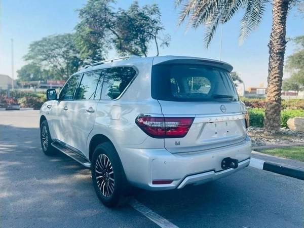 Nissan Patrol V8 PLATINUM 2024 0KM (Export)