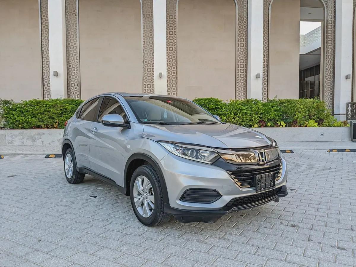 Honda HRV 2019 GCC MID Option With Navigation Premium Condition Car With Low KM-2-2