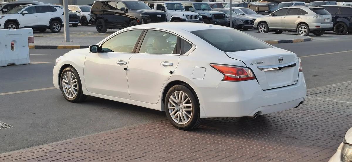Nissan Altima S 2015 - Canadian Specs - GCC Ready-2-2