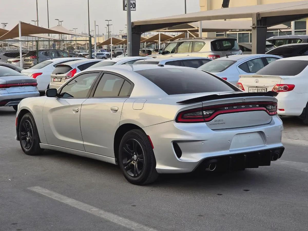 دودج تشارجر 2020 مواصفات امريكية SXT بحالة جيدة-4-4