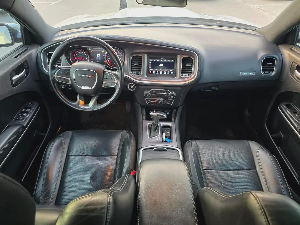 دودج تشارجر 2020 مواصفات امريكية SXT بحالة جيدة-8-8