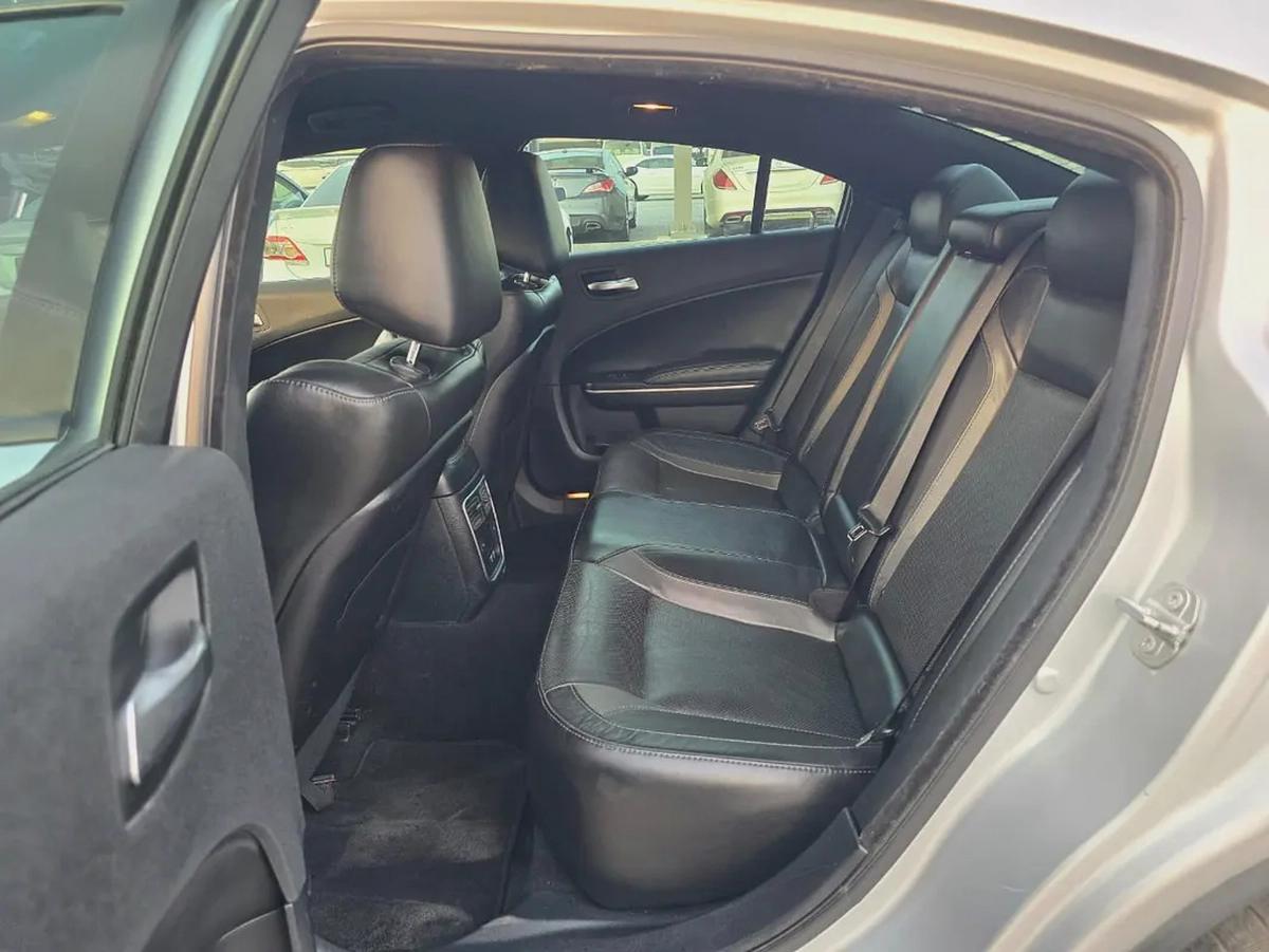 دودج تشارجر 2020 مواصفات امريكية SXT بحالة جيدة-9-9