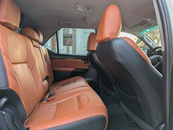 TOYOTA FORTUNER 2017 FACELIFTED 2025 GCC V4 2.7L IN PERFECT CONDITION