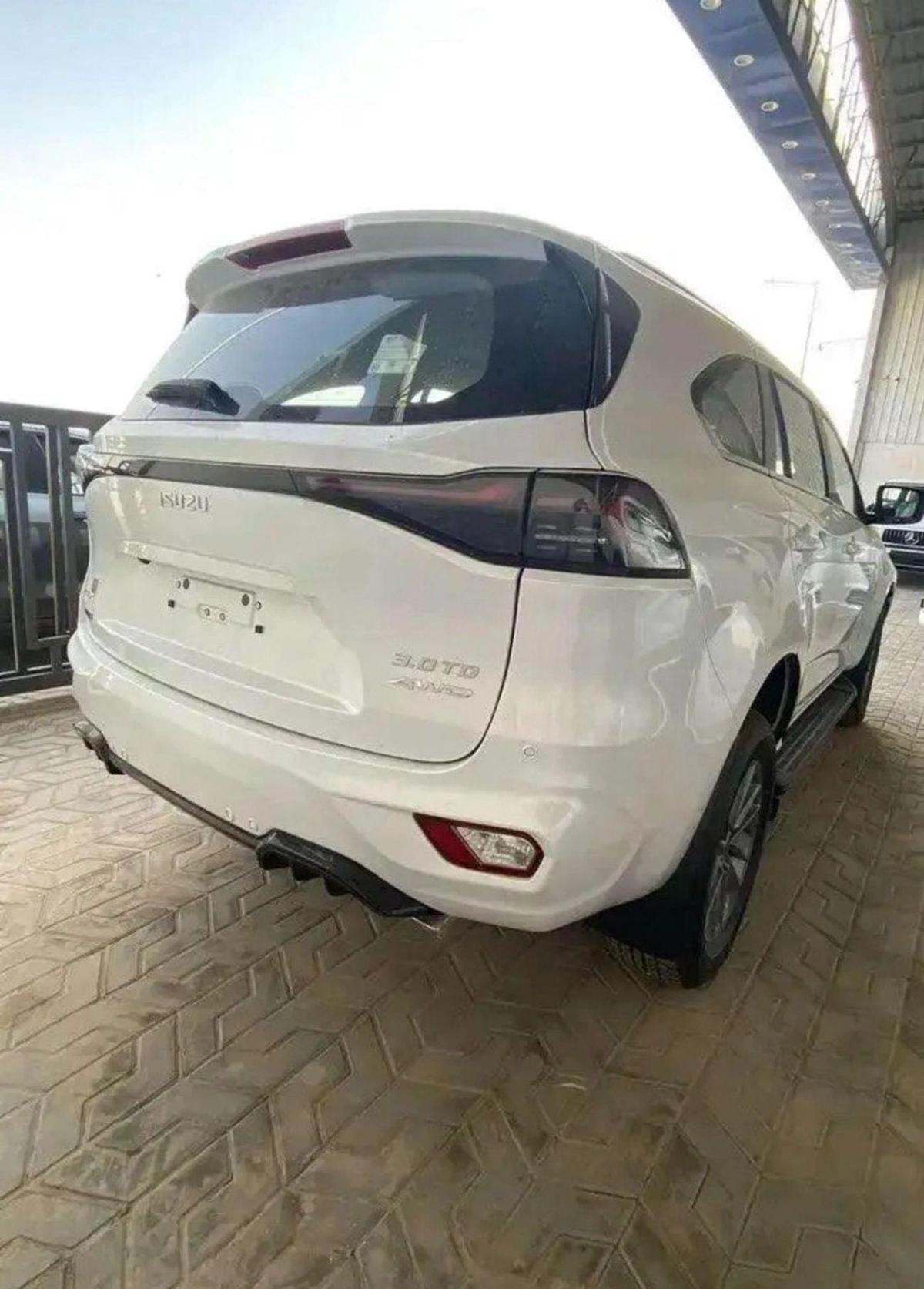 Isuzu MU X NEW ISUZU MU-X Turbo Diesel 3.0 — Full Option-3-3