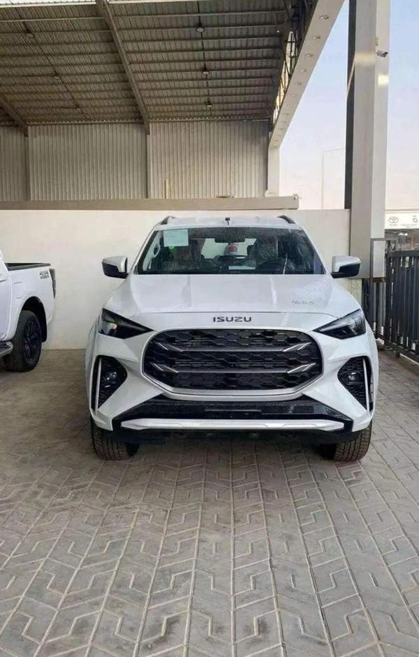 Isuzu MU X NEW ISUZU MU-X Turbo Diesel 3.0 — Full Option