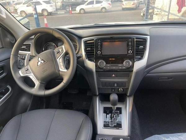 Mitsubishi L200 sportero deseil 4x4 full option automatic
