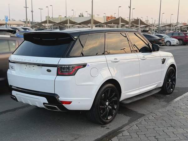 Land Rover Range Rover Sport HSE Supercharged 2018 GCC Specs