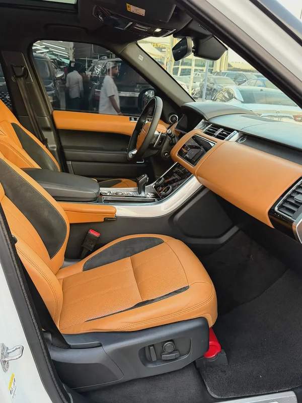 Land Rover Range Rover Sport HSE Supercharged 2018 GCC Specs