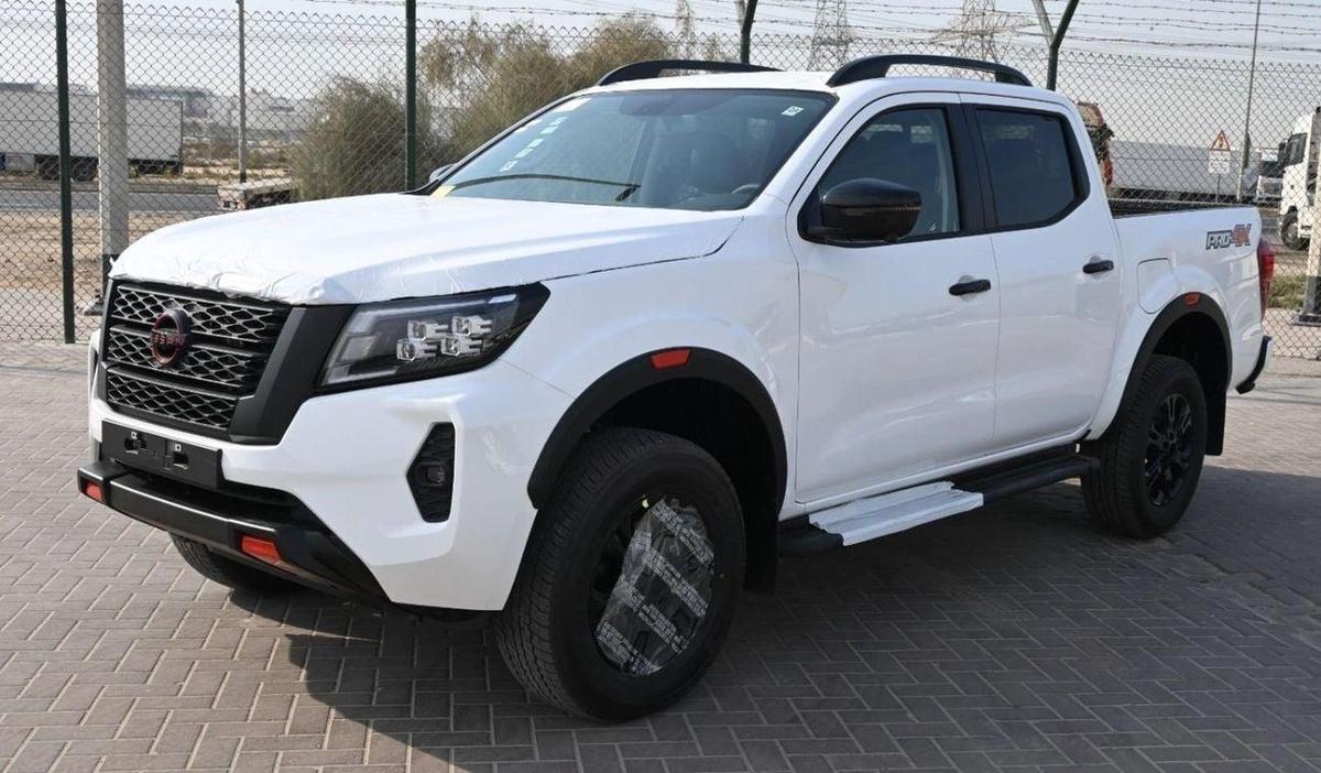 Nissan Navara FULL OPTION-0-0