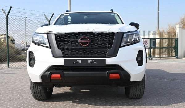 Nissan Navara FULL OPTION