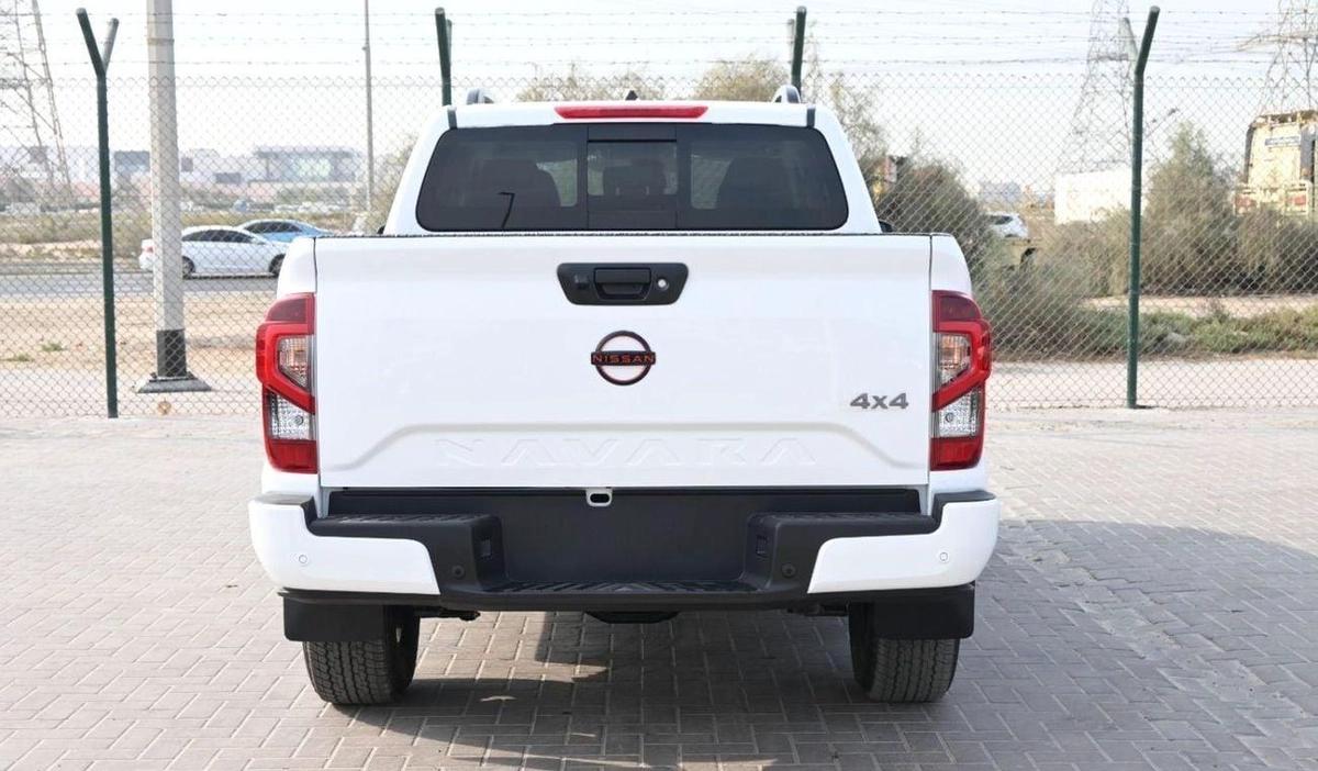 Nissan Navara FULL OPTION-4-4