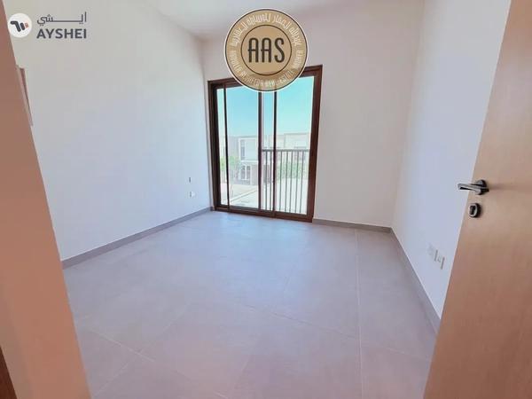 READY TO MOVE SPACIOUS BRAND NEW 4 BR+MAID VILLA AVAILABLE FOR RENT