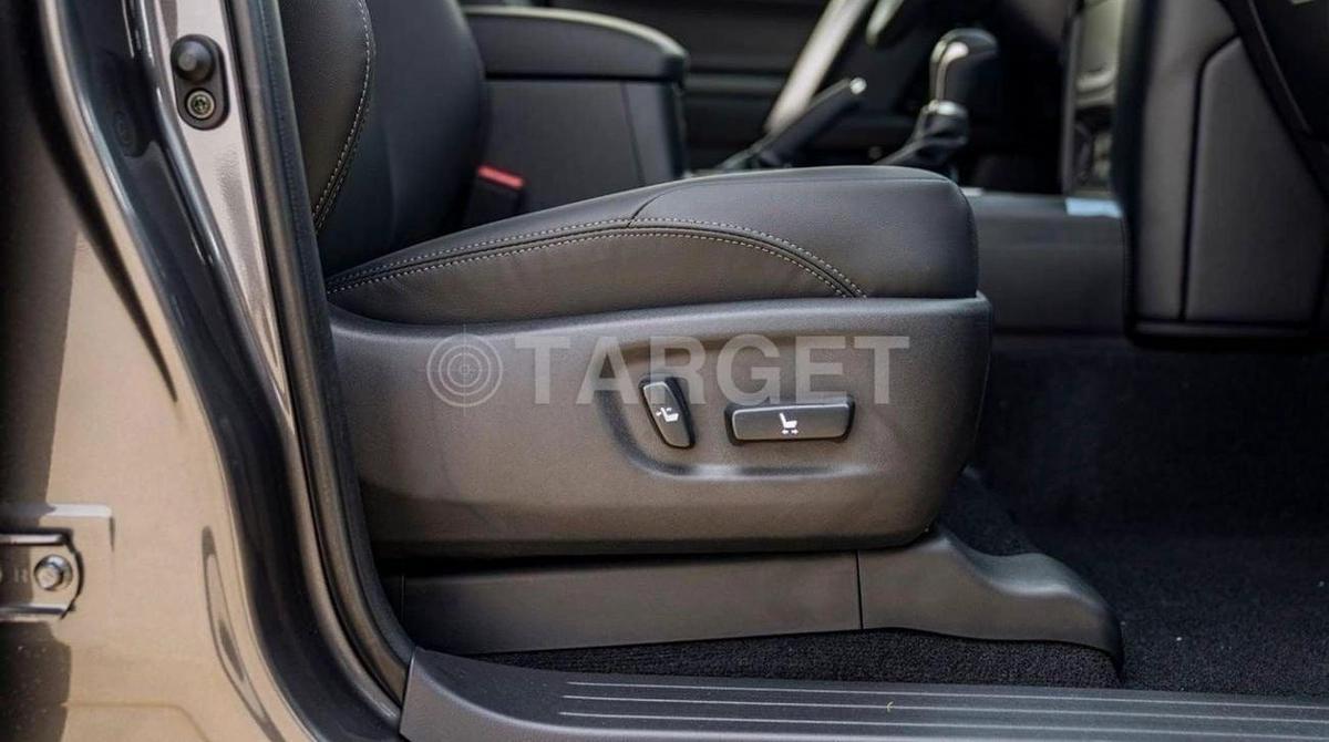 Toyota Prado Toyota prado vx 4.0L-16-16