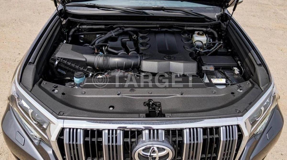 Toyota Prado Toyota prado vx 4.0L-17-17