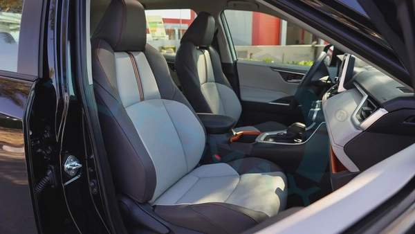 ( Only For Export ) 2025 Toyota RAV4 Adventure 2.5L AWD GCC BRAND NEW