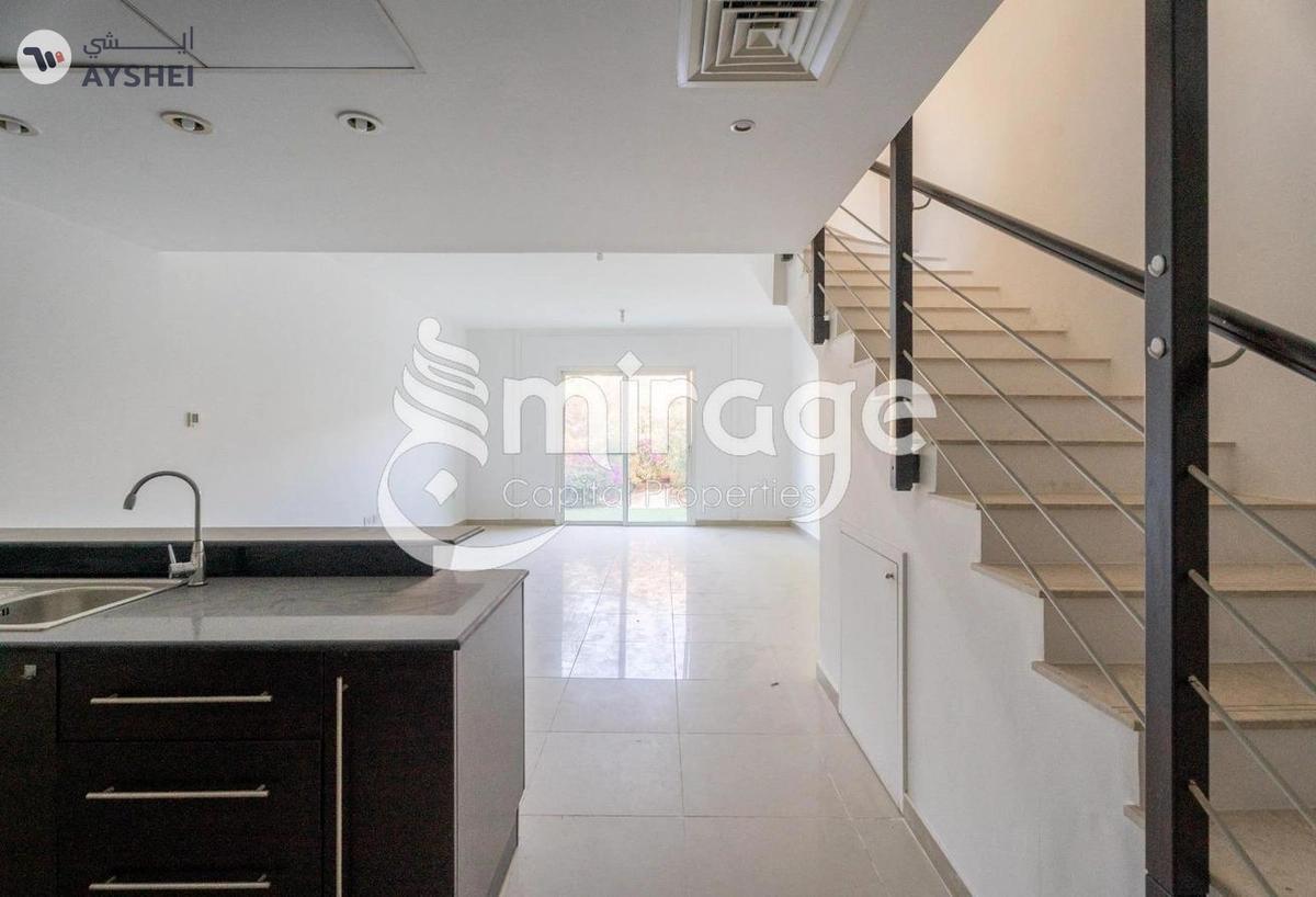 TOWNHOUSE FOR SALE IN ARABIAN STYLE, AL REEF VILLAS-13-13