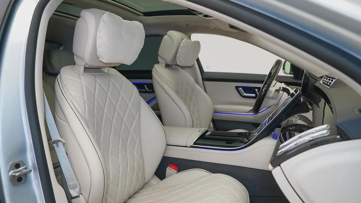 Special Offer | AED 5,881 PM | Low Kilometer | S500 AMG Line-4-4