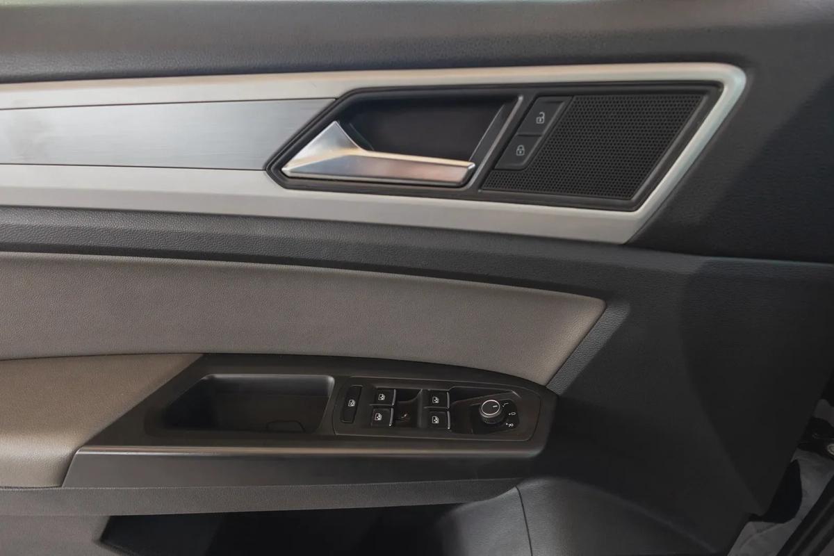 Volkswagen Teramont 2022-4-4