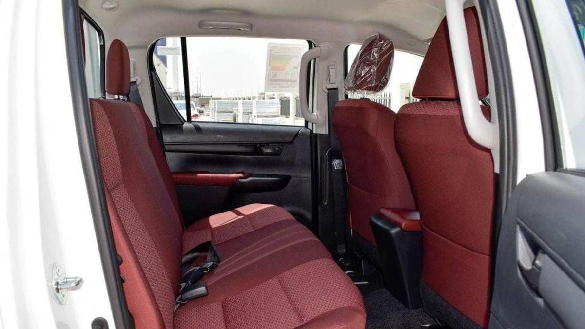 Toyota Hilux HILUX 2.7L AT PETROL 2024 MED OPTION-14-14