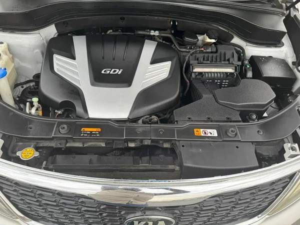 Kia Sorento SX 2015 - American Specs - Well Maintained