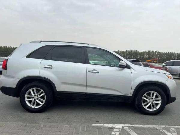 Kia Sorento SX 2015 - American Specs - Well Maintained